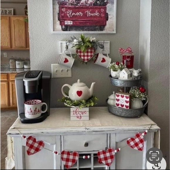 LIVE show Thursdays at 10:00am Tray opens 1 hour before. Hope to see you there. - Picture 7 of 12